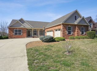 1811 Vale St, Champaign, IL 61822