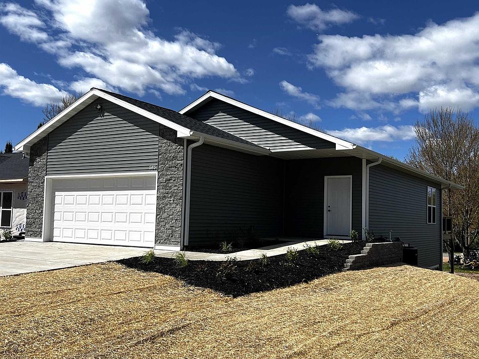 1st image of 585 BLAKE STREET