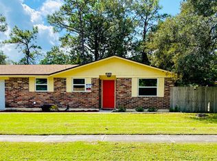 1356 Marsh Hen Dr, Jacksonville, FL 32218