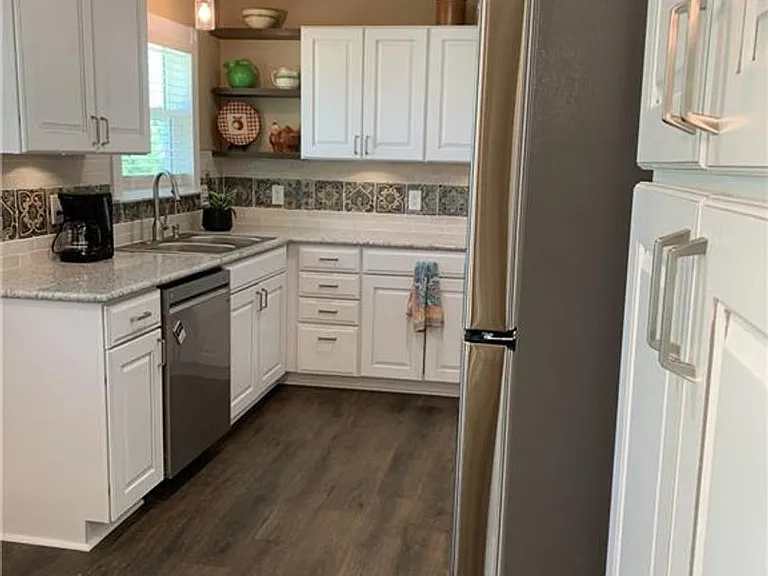 952 Fannin Loop — Photo 4