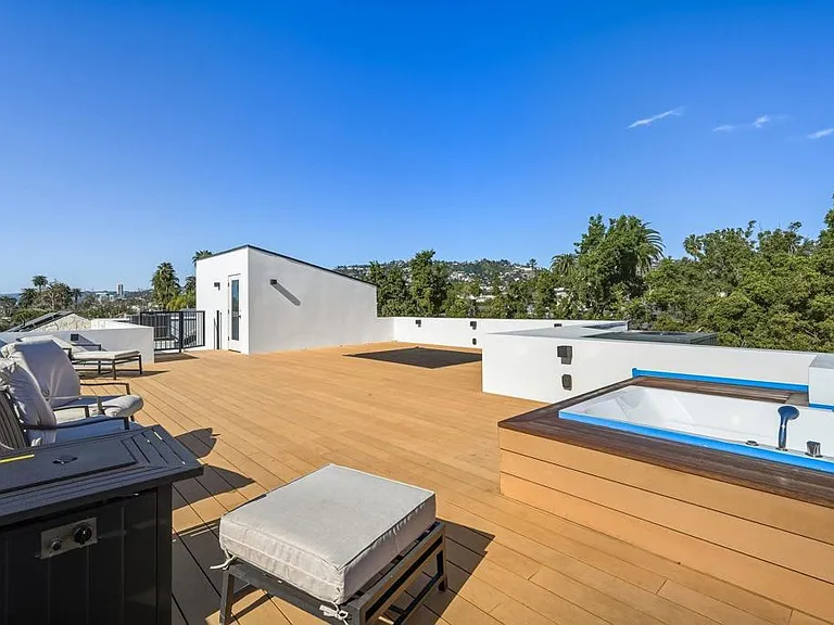 824 N Curson Ave — Photo 46
