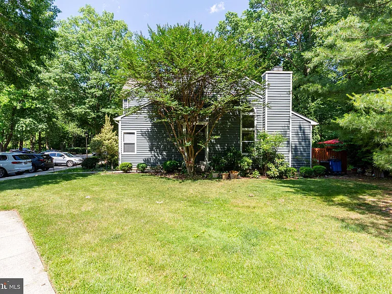 12 Chelsea Ct — Photo 37