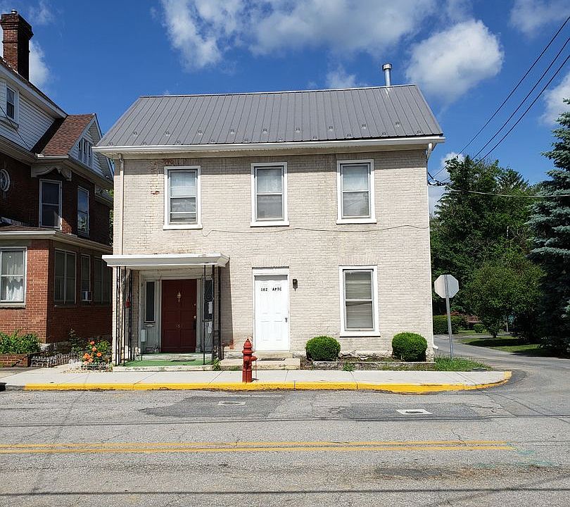 1st image of 162 N Carlisle St