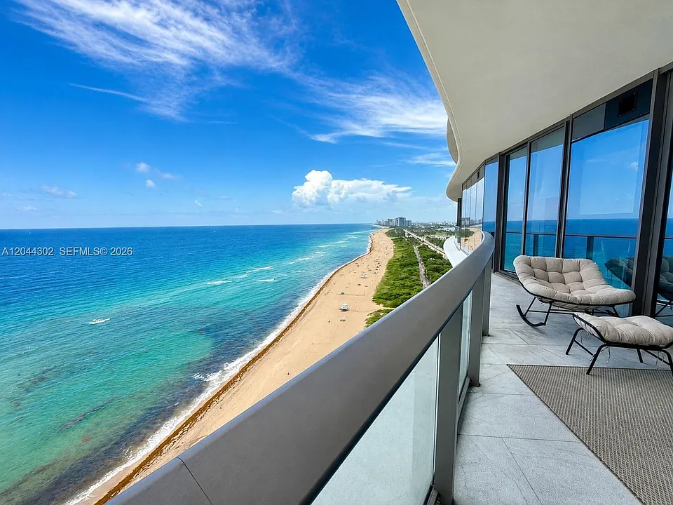 15701 Collins Ave #1703