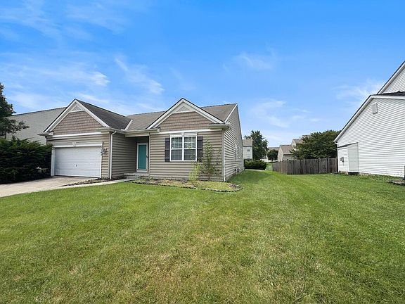 3rd image of 5743 Cedar Lawn Dr