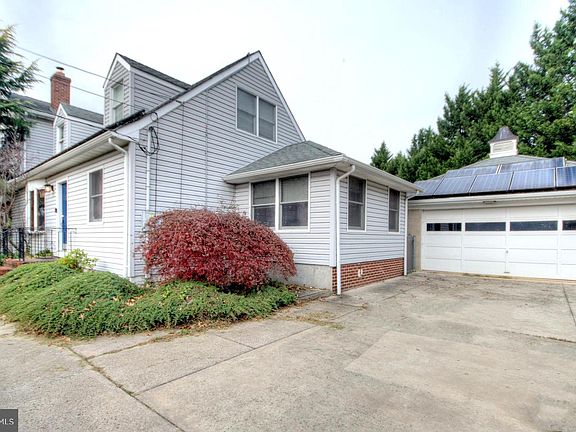 3rd image of 10 Linden Rd