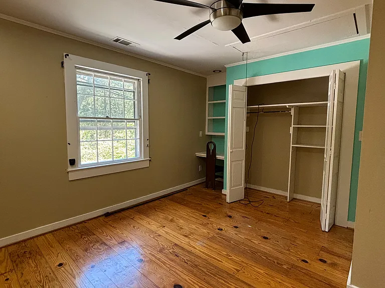 562 Goldmoor Dr NE — Photo 6
