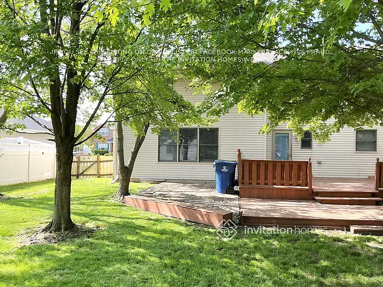 2959 Rebecca Dr — Photo 10