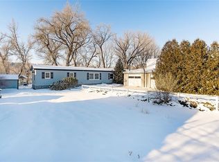 401 Clough Ave, Columbus, MT 59019