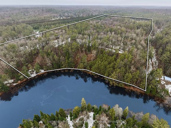 3rd image of 1000 Alpine Ranch Rd