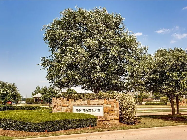 12608 Clarksburg Trl — Photo 13