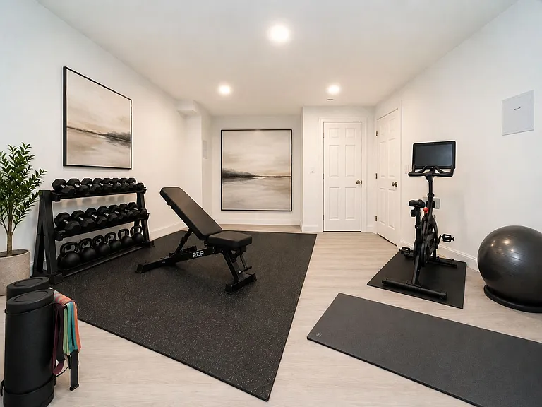 1154 Poquonnock Rd #7 — Photo 12