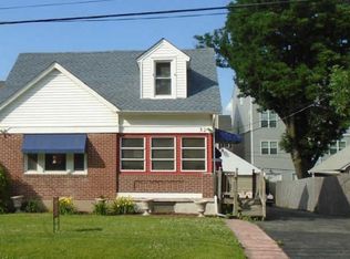 32 Seminole Ave, Claymont, DE 19703