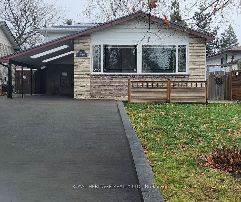 3 bed, $2,500 — Photo 1
