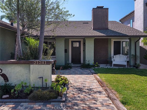3rd image of 21241 Lochlea Ln