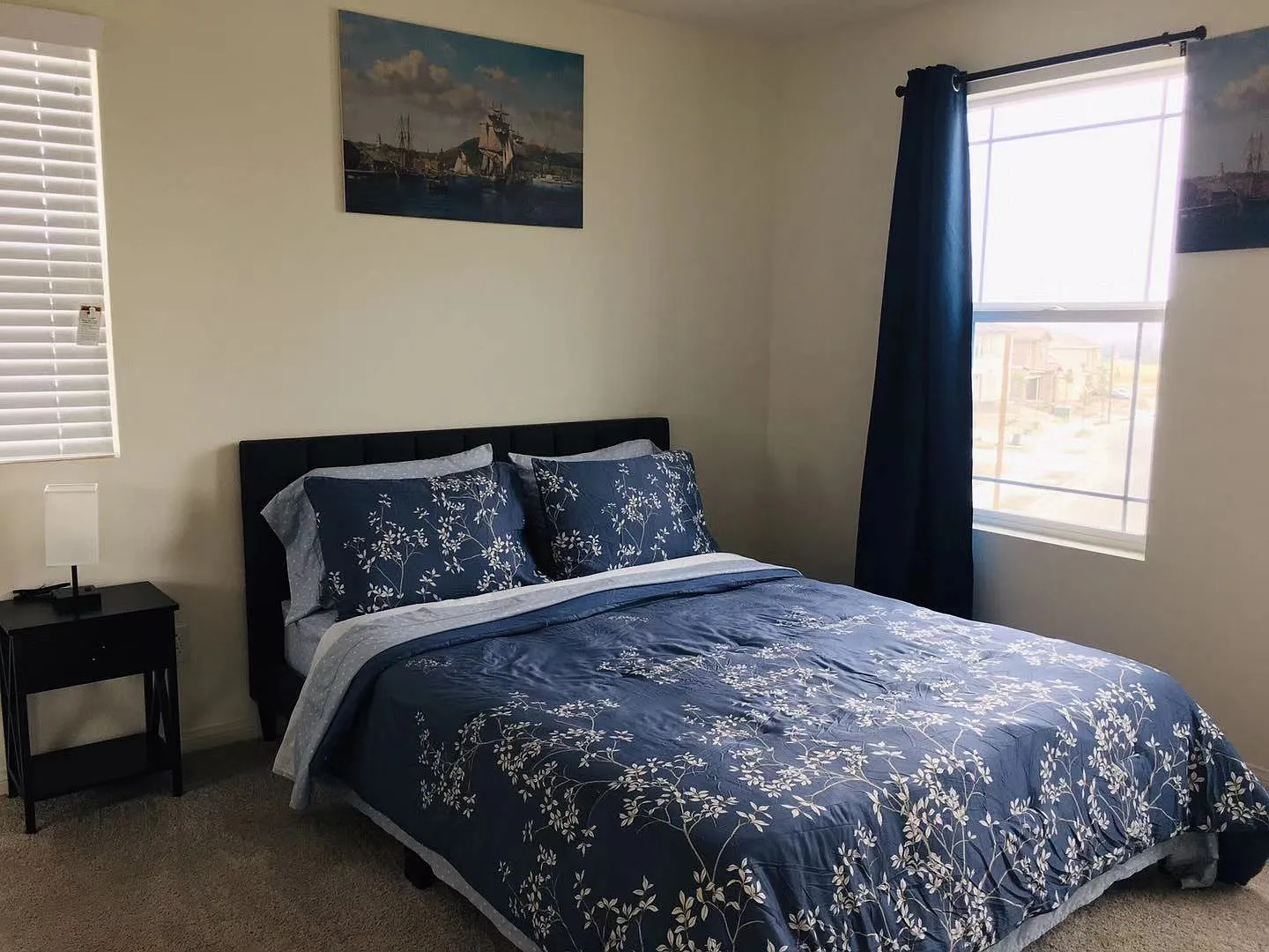 6 bed, 2537 sqft, $900 — Photo 1