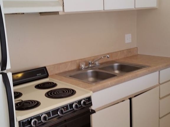2nd image of 2351 McCulloch Blvd N APT 1