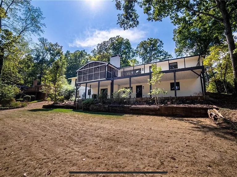 414 Shorecrest Dr — Photo 30