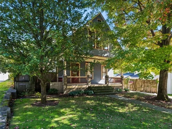 307 South St, Chardon, OH 44024