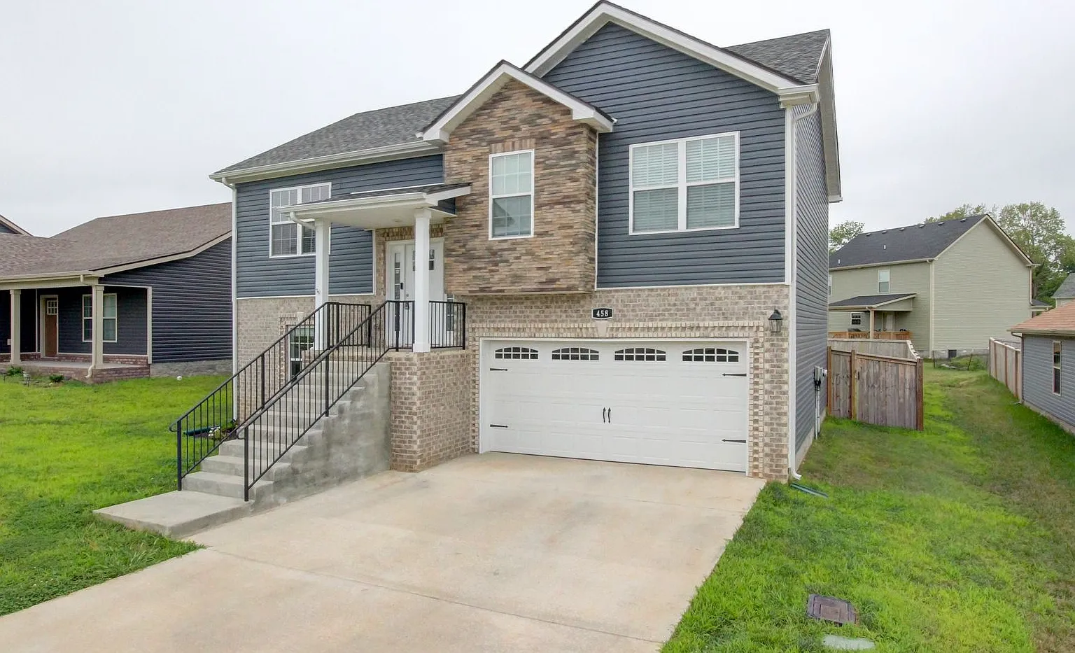 Awesome 4 Bedroom & 3 Bath with Bonus Room! — Photo 4
