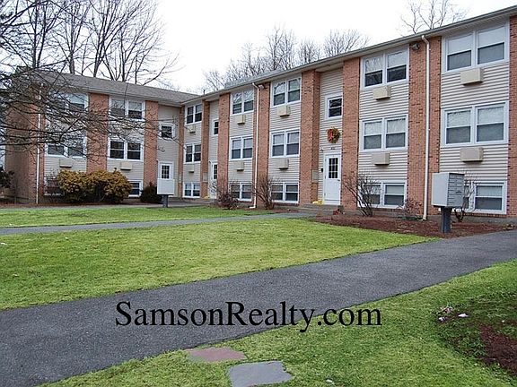 3rd image of 400 Pleasant St APT 18
