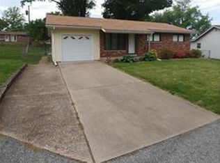 4734 Cornwell Dr, Saint Louis, MO