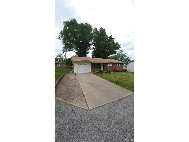 4734 Cornwell Dr photo 1