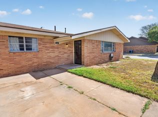 1319 6th St, Shallowater, TX 79363