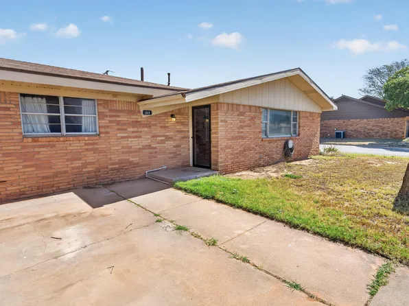 1319 6th St, Shallowater, TX 79363