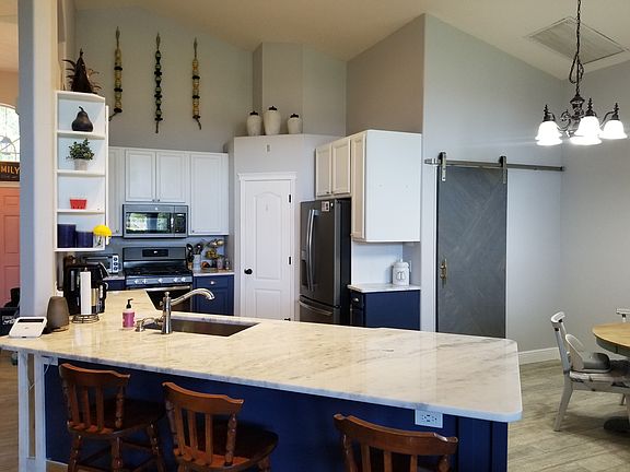 2nd image of 6607 Brighton Park Dr