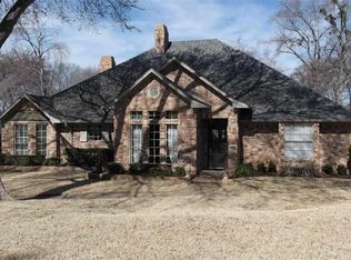 1829 Bent Tree Ln, Tyler, TX 75703