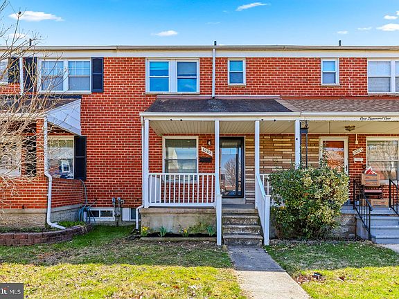 2nd image of 1003 Foxridge Ln