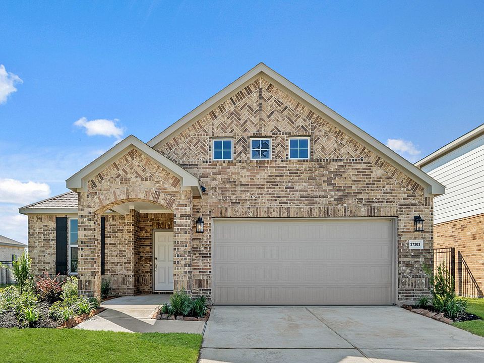 1st image of 27303 Blue Pool Dr