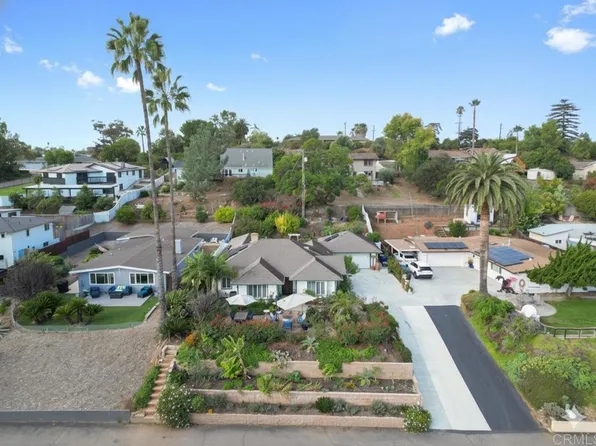 383 Morningside Ter, Vista, CA 92084