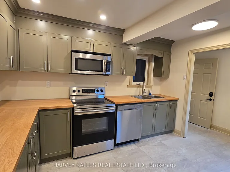279 Cornelius Pkwy #MAIN — Photo 11