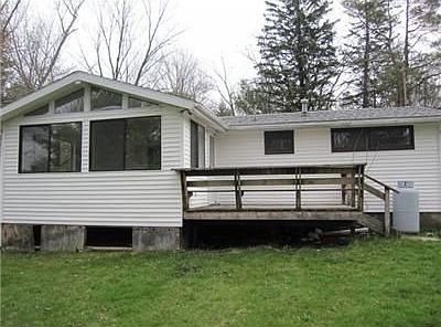 2nd image of 27 Ann Ln