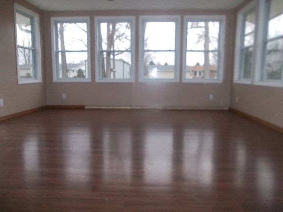 5th image of 856 Scenic Dr