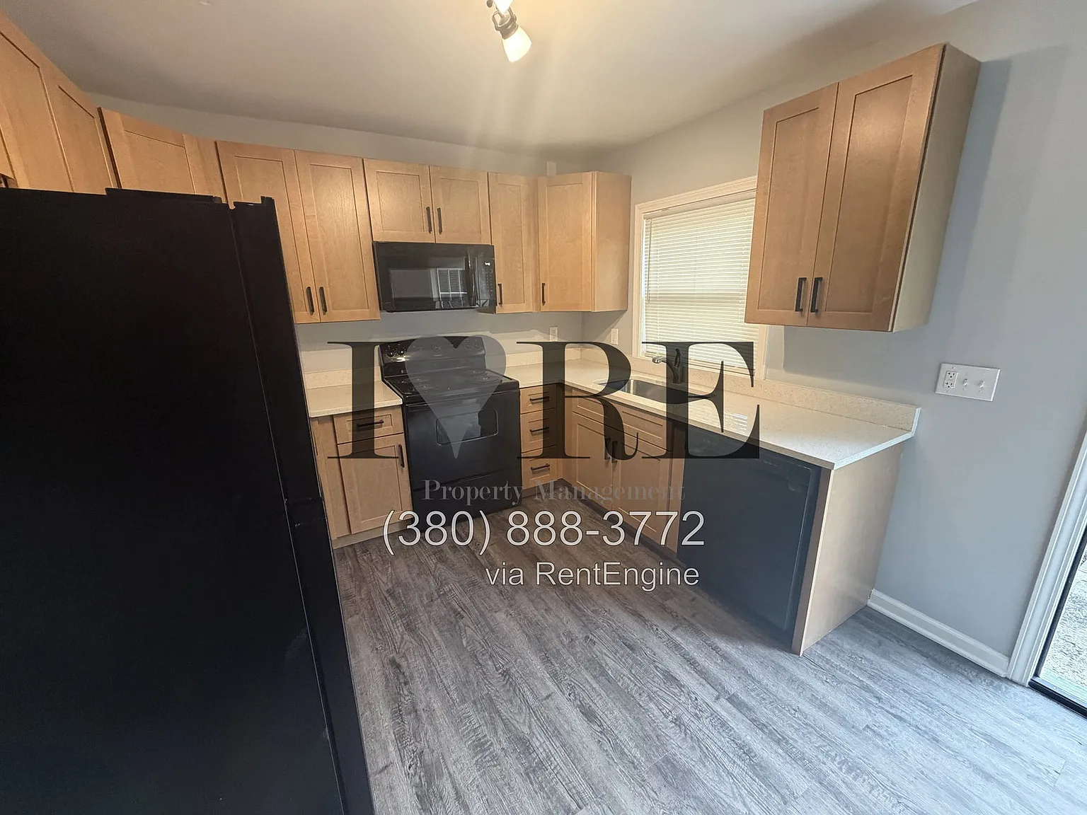 2 bed, 1.0 bath, 1006 sqft, $1,450 — Photo 2