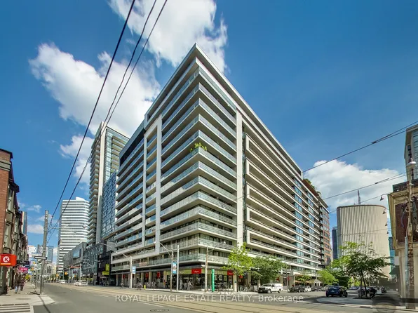 111 Elizabeth St, Toronto, ON