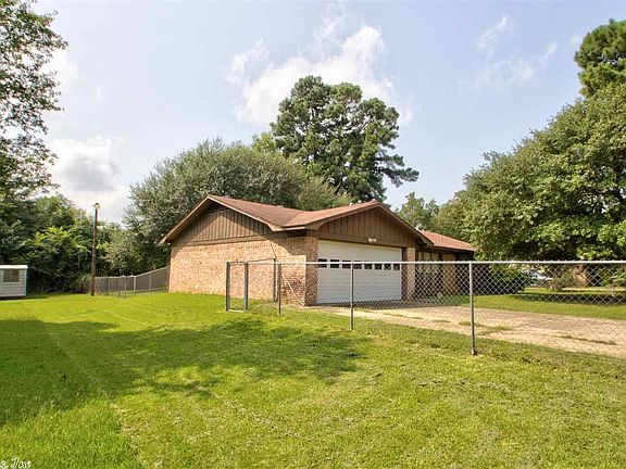 2nd image of 506 Mimosa Dr