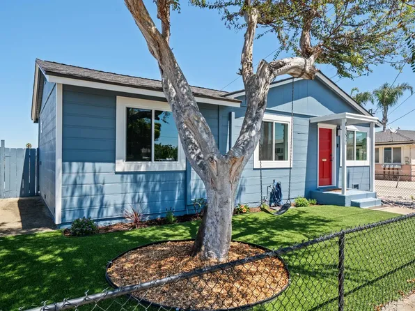 6492-6494 Lanston St, San Diego, CA 92111