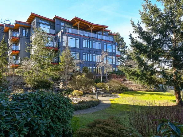 2300 Mansfield Dr #322, Courtenay, BC V9N 3S3