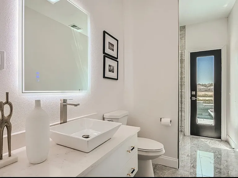 1323 Bradford Dr — Photo 16