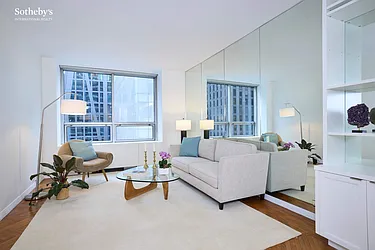 15 West 53rd Street, #18K