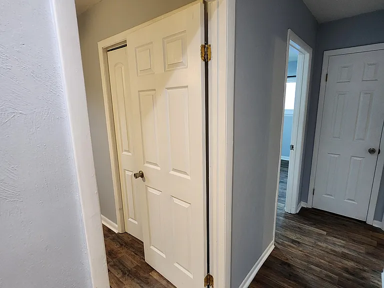 852 Parapet Rd — Photo 10