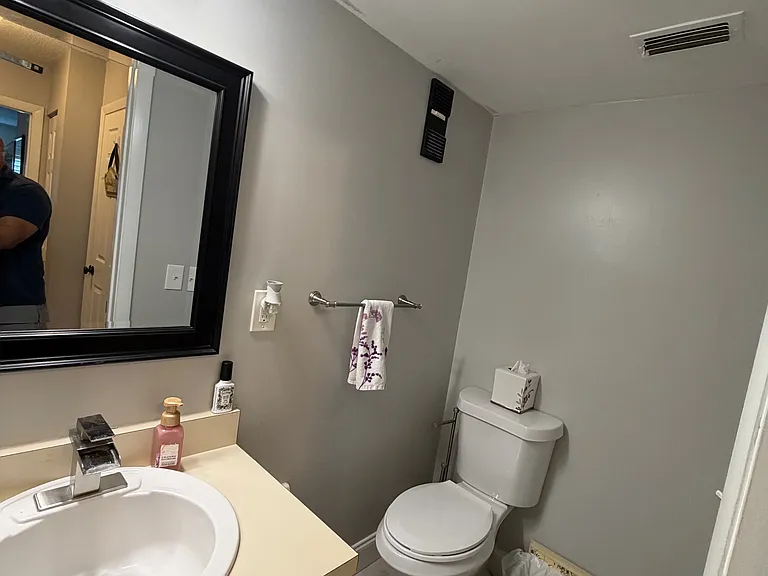 7750 92nd St #210 — Photo 14