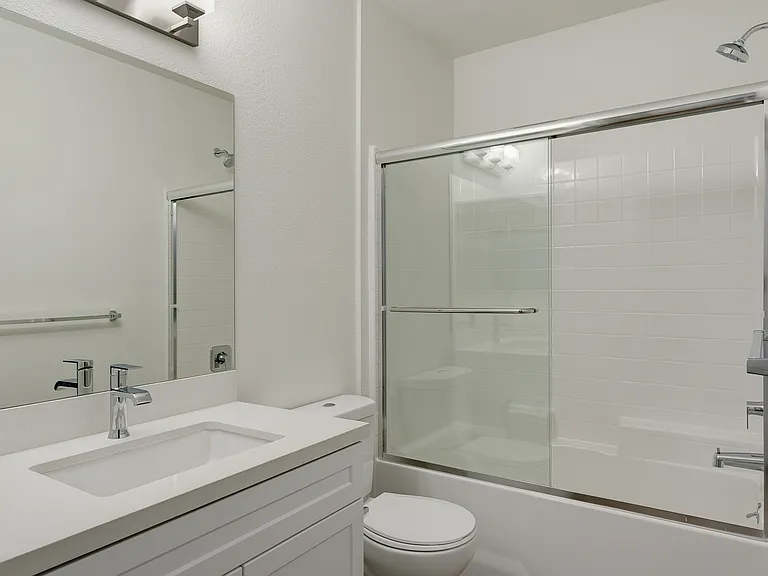 439 Stocker Apartments — Photo 42