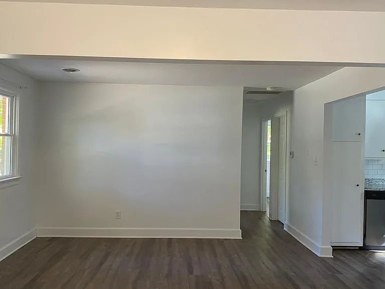 2511 Moseley Rd — Photo 8