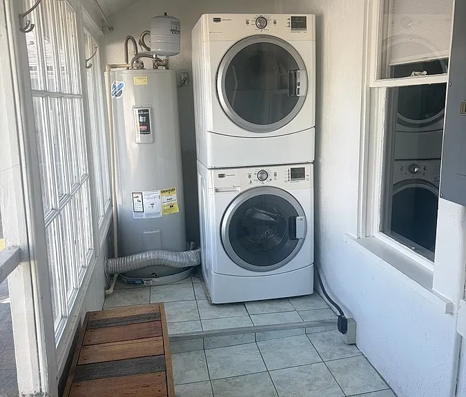 2920 W Jefferson St — Photo 19