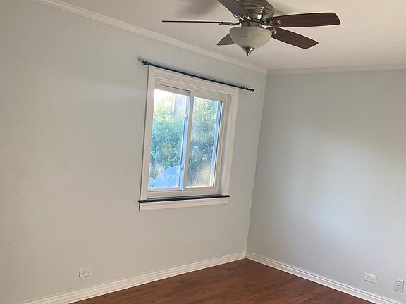 5th image of 1012 Cove Dr Unit 148-B